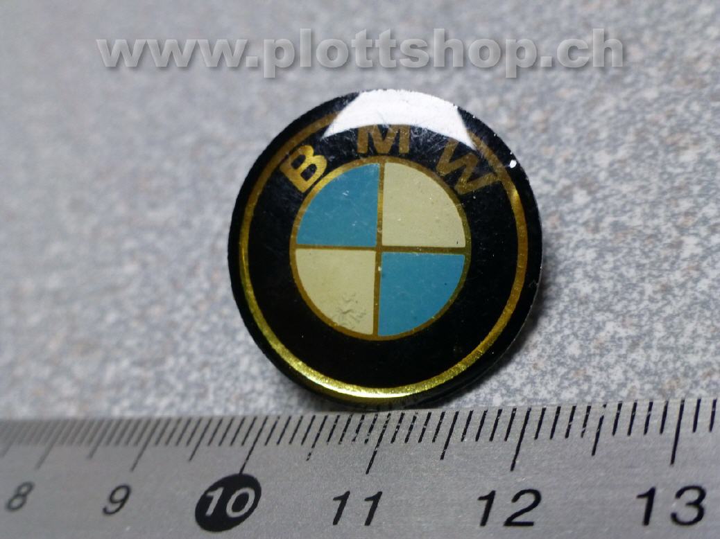 http://www.plottshop.ch/images/122748-bmw-logo-pin-autopins_1038.jpg